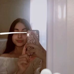 Meet your Posher, Gabriela